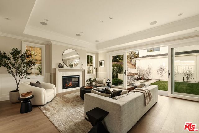 2432 22nd Street, Santa Monica, CA 90405