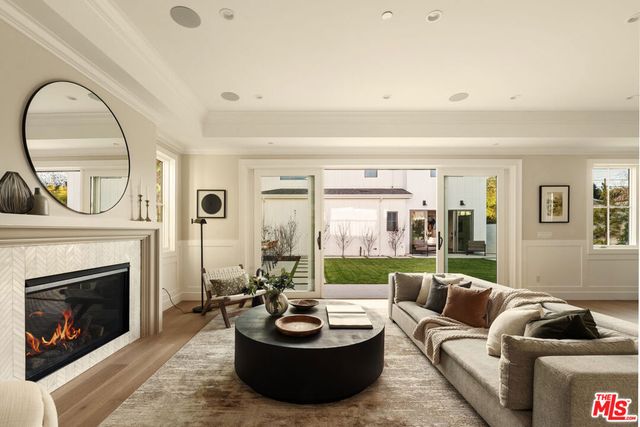 2432 22nd Street, Santa Monica, CA 90405