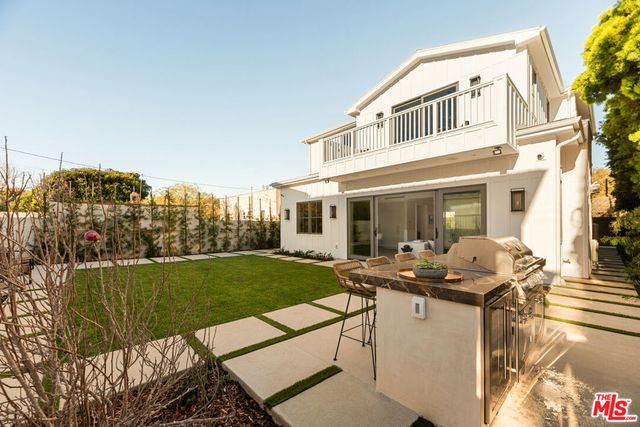 2432 22nd Street, Santa Monica, CA 90405