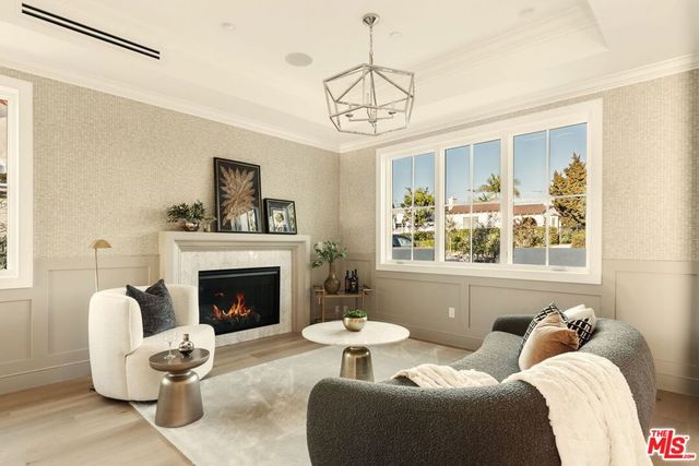 2432 22nd Street, Santa Monica, CA 90405