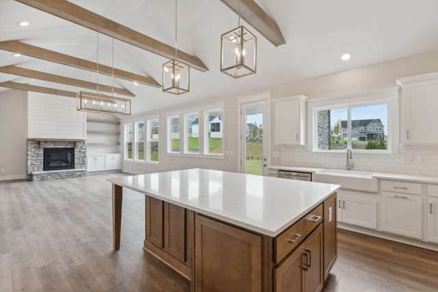 42 Pine Street, Fairview, TN 37062