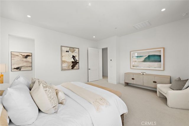 122 Eversedge, Irvine, CA 92618