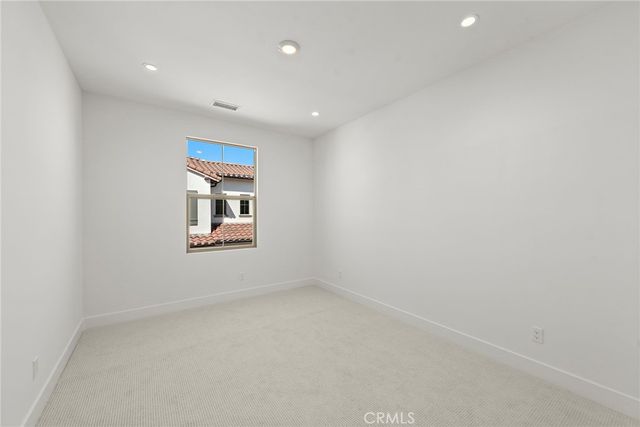 122 Eversedge, Irvine, CA 92618