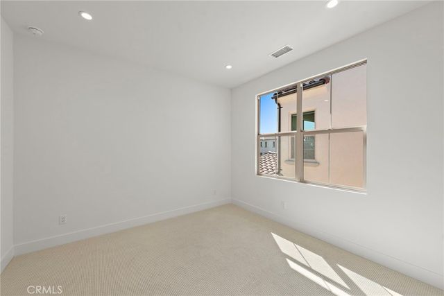 122 Eversedge, Irvine, CA 92618
