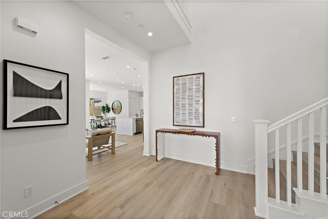 122 Eversedge, Irvine, CA 92618