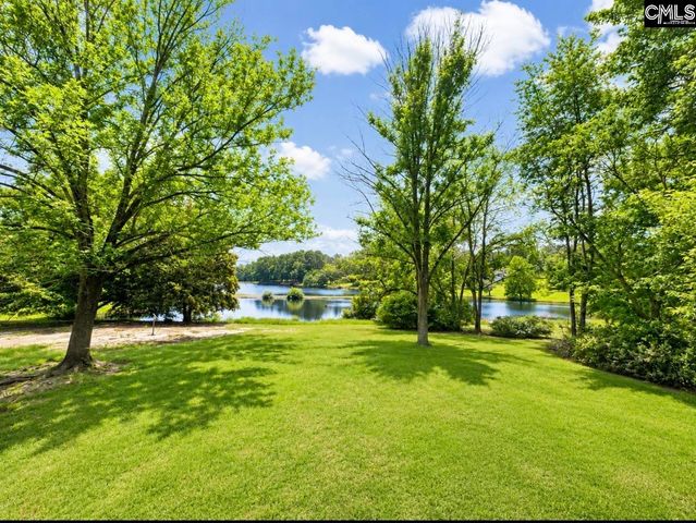 1218 Fredericksburg Drive S, Lugoff, SC 29078