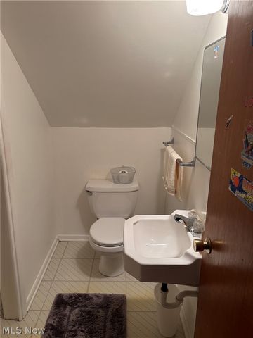 1661 Empire Road, Wickliffe, OH 44092