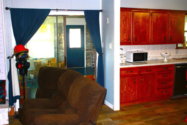 181 Velma Dr., Kilgore, TX 75662