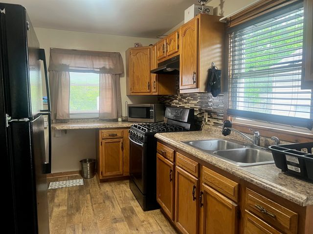 14701 E Riverside Drive, South Holland, IL 60473