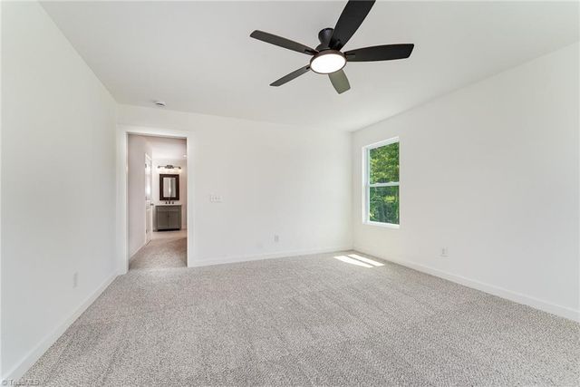4000 Groometown Road, Greensboro, NC 27407