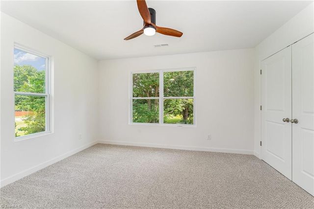 4000 Groometown Road, Greensboro, NC 27407