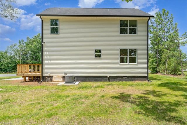 4000 Groometown Road, Greensboro, NC 27407