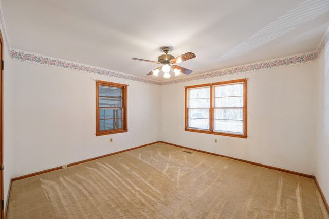 2855 Pine Knob Rd, Lexington, TN 38351