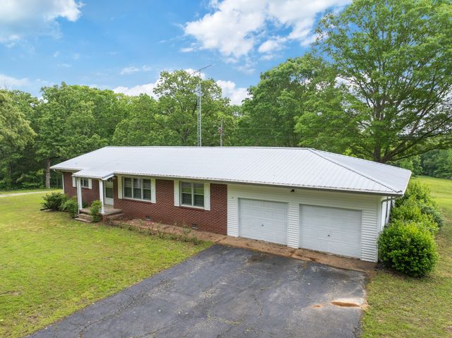 2855 Pine Knob Rd, Lexington, TN 38351