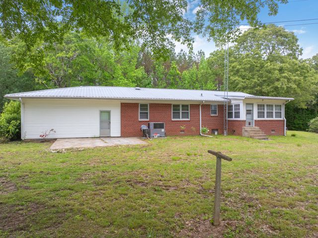 2855 Pine Knob Rd, Lexington, TN 38351
