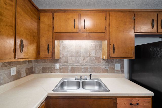 331 Randell Dr Apt E, Clarksville, TN 37042