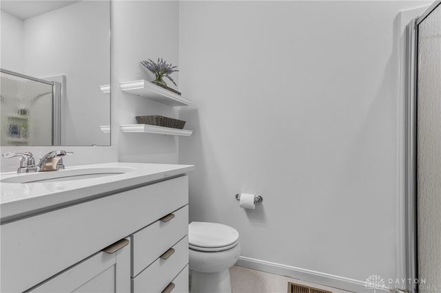 10111 Washington Glen Dr, Dayton, OH 45458