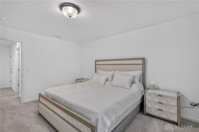 10111 Washington Glen Dr, Dayton, OH 45458
