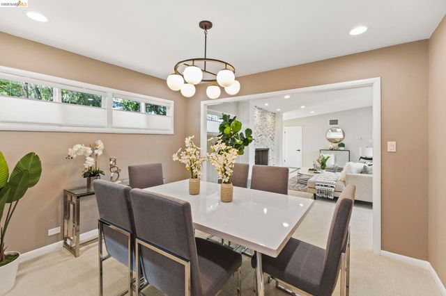 64 Valencia Rd, Orinda, CA 94563