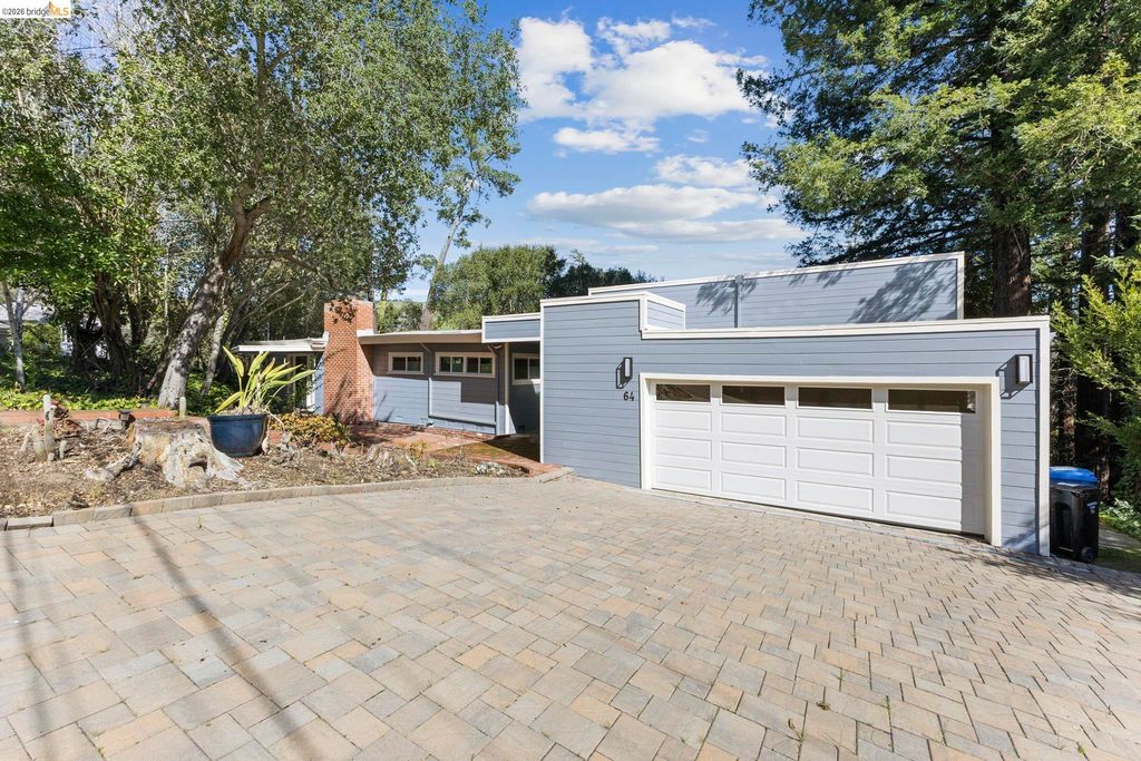 64 Valencia Rd, Orinda, CA 94563