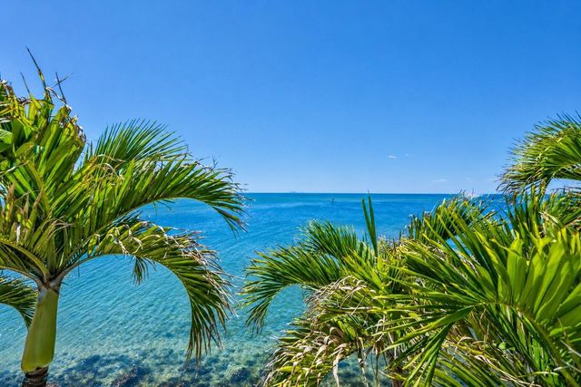 1021 SYMPHONY ISLES BOULEVARD, Apollo Beach, FL 33572