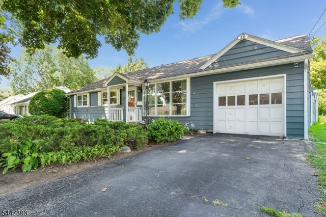 711 4Th St, Belvidere Twp., NJ 07823