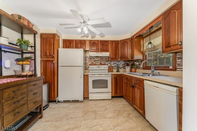 711 4Th St, Belvidere Twp., NJ 07823