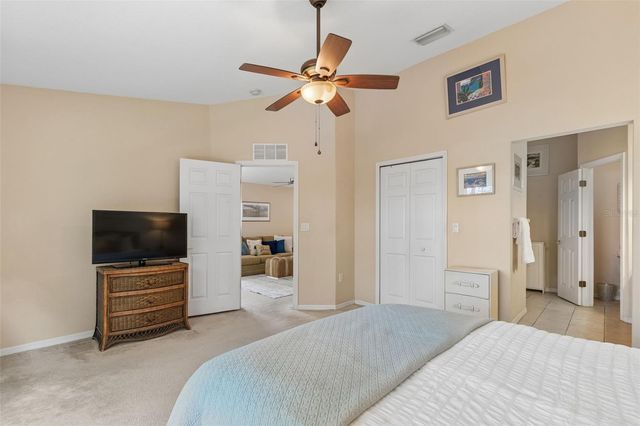 1633 HAMMOCKS AVENUE 1633, Lutz, FL 33549