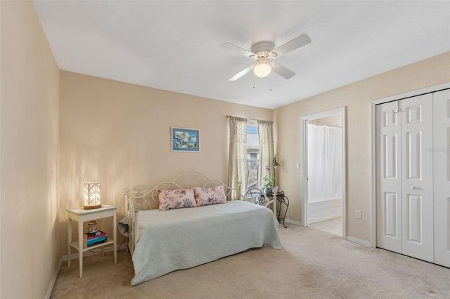 1633 HAMMOCKS AVENUE 1633, Lutz, FL 33549