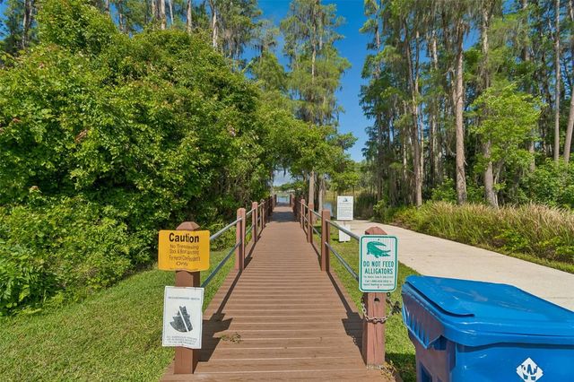 1633 HAMMOCKS AVENUE 1633, Lutz, FL 33549