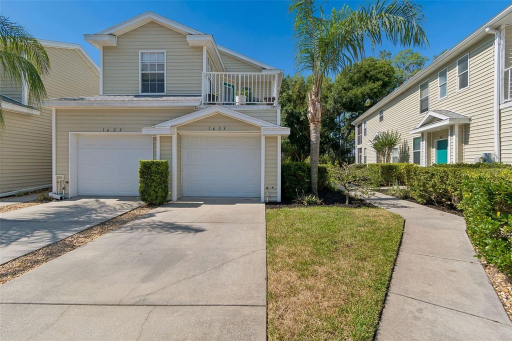 1633 HAMMOCKS AVENUE 1633, Lutz, FL 33549