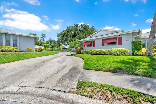 1608 WHITEBRIDGE DRIVE B, Palm Harbor, FL 34684