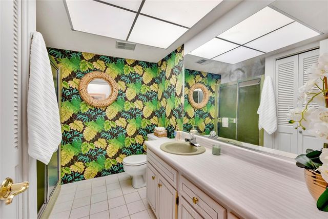 1608 WHITEBRIDGE DRIVE B, Palm Harbor, FL 34684