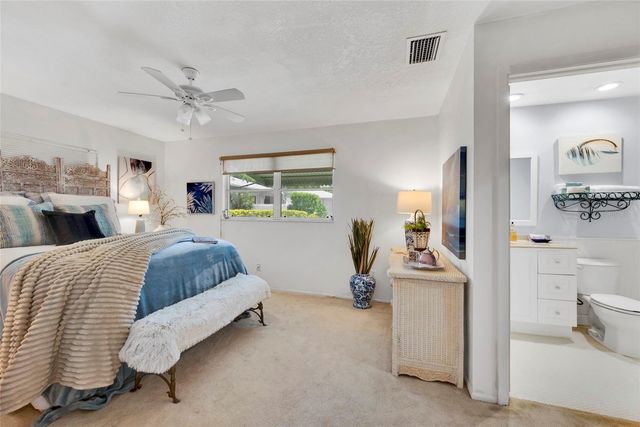 1608 WHITEBRIDGE DRIVE B, Palm Harbor, FL 34684