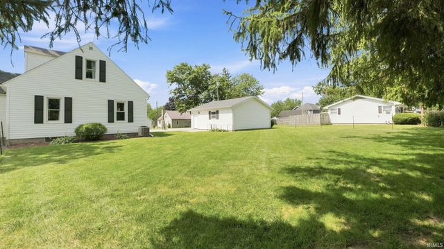 1860 Fruit Street, Huntington, IN 46750
