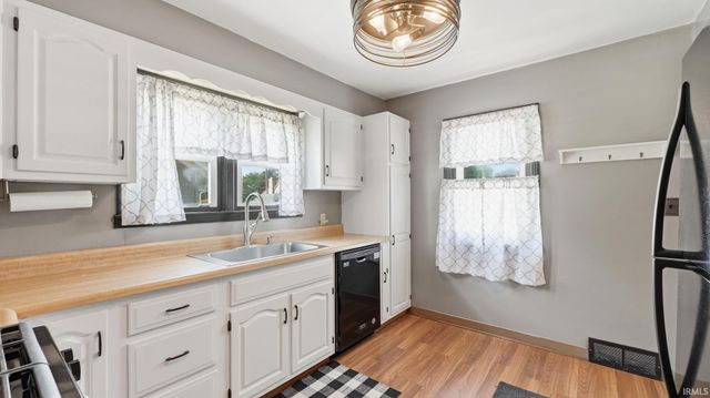 1860 Fruit Street, Huntington, IN 46750