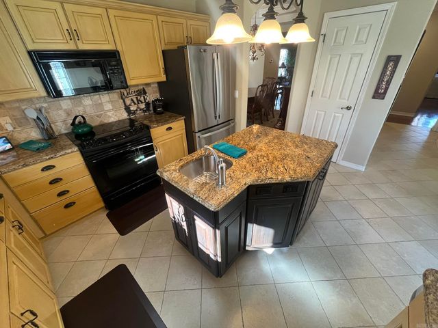 16 Heraldia Lane, Hot Springs Village, AR 71909