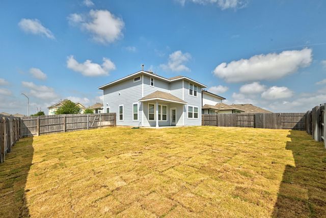 108 Living Reef DR, Maxwell, TX 78656