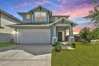 108 Living Reef DR, Maxwell, TX 78656