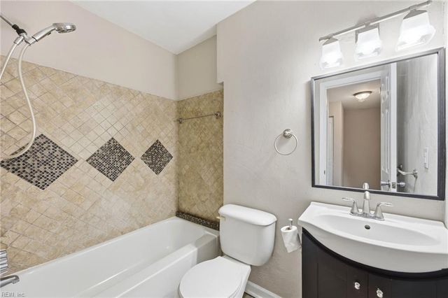 663 Baker RD, Virginia Beach, VA 23462
