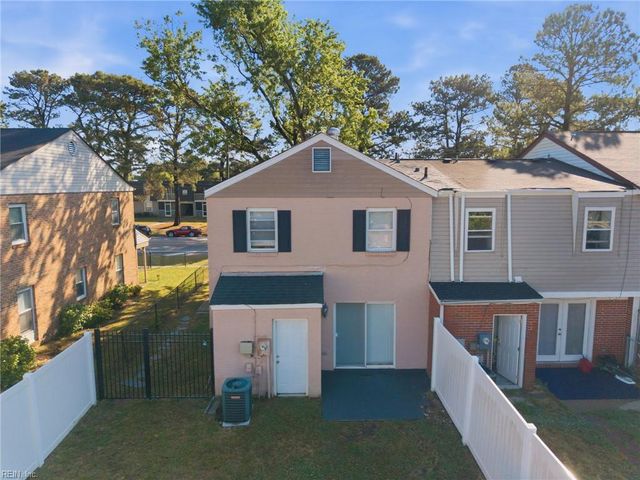 663 Baker RD, Virginia Beach, VA 23462