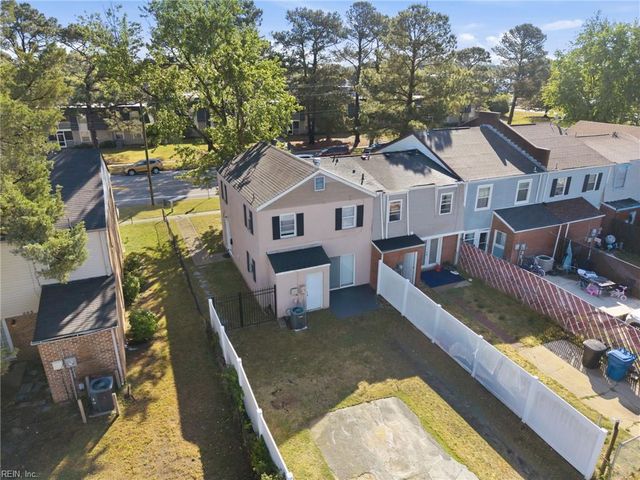 663 Baker RD, Virginia Beach, VA 23462