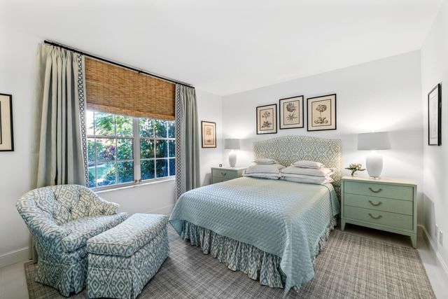 134 Peruvian Avenue 104, Palm Beach, FL 33480