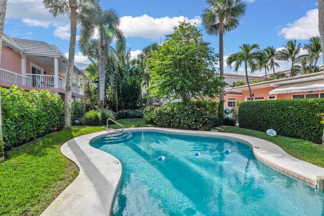134 Peruvian Avenue 104, Palm Beach, FL 33480