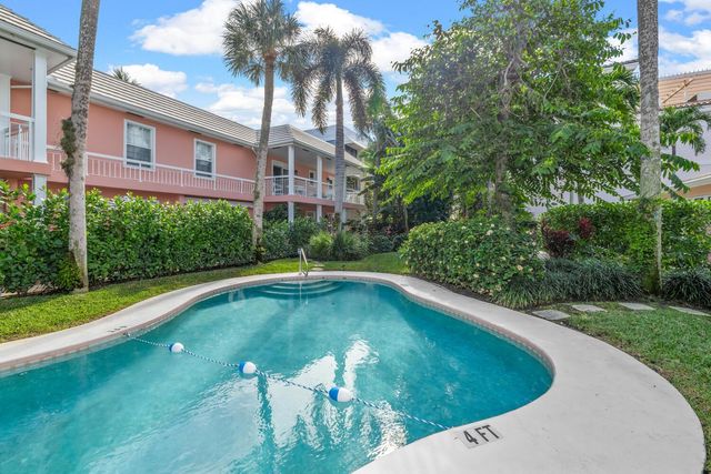 134 Peruvian Avenue 104, Palm Beach, FL 33480