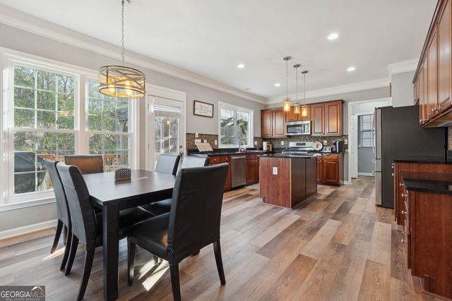 215 Revillion Way, Woodstock, GA 30188