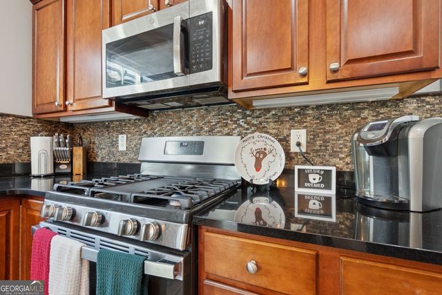 215 Revillion Way, Woodstock, GA 30188