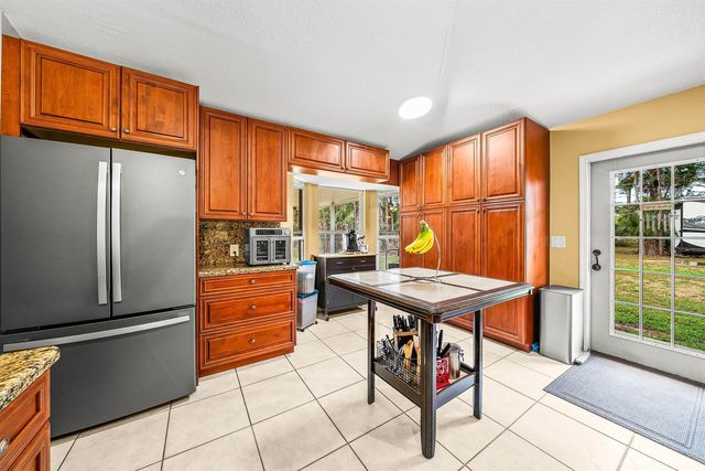 2195 F Road, Loxahatchee, FL 33470