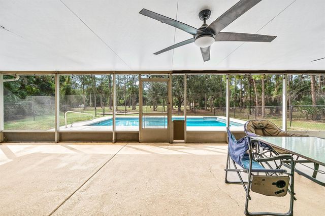 2195 F Road, Loxahatchee, FL 33470