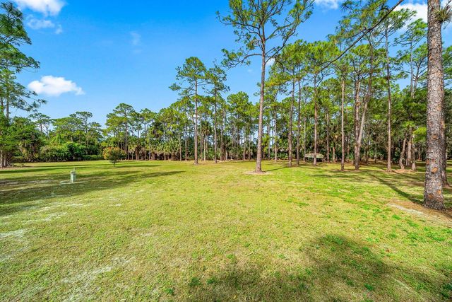 2195 F Road, Loxahatchee, FL 33470
